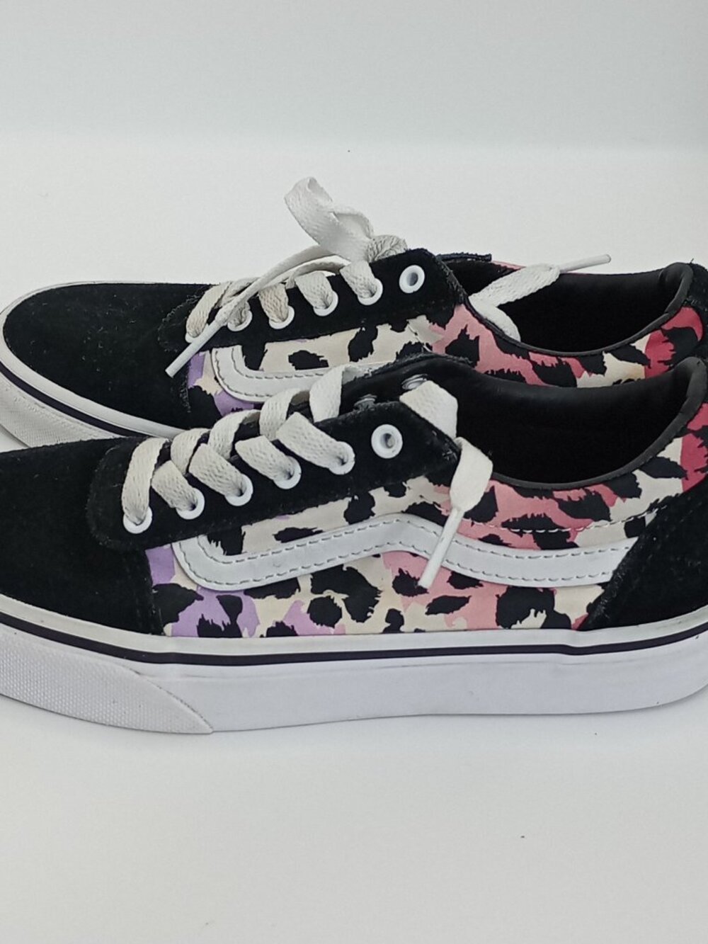 Vans Old Skool Leopard Print Sneakers Kids Girls Size 2 US Pink Purple Black EU - Picture 9 of 13